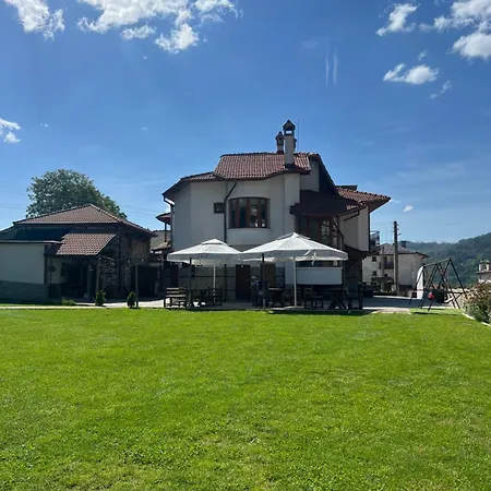 Hotel Daffi Smolyan